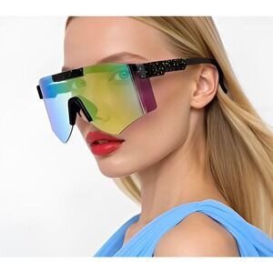 Women Sunglasses Yellow Mirrored Lens Sporty Futuristic UV400 Protection Shades